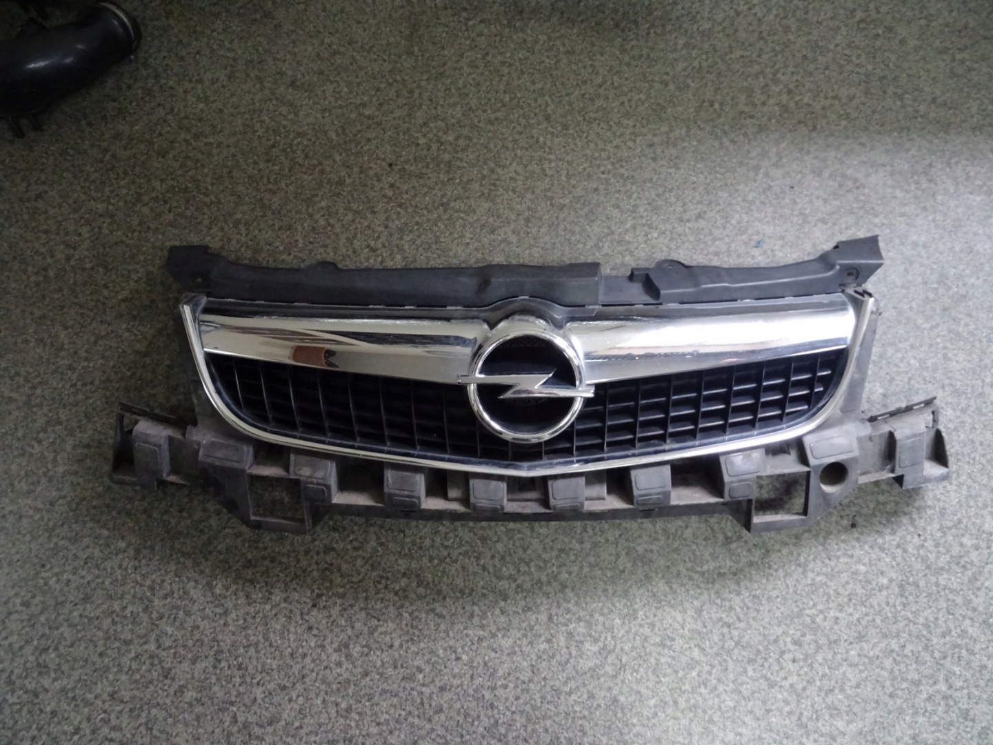 Opel Vectra Kühlergrill FRONTGRILL Kühlergitter - Image 1