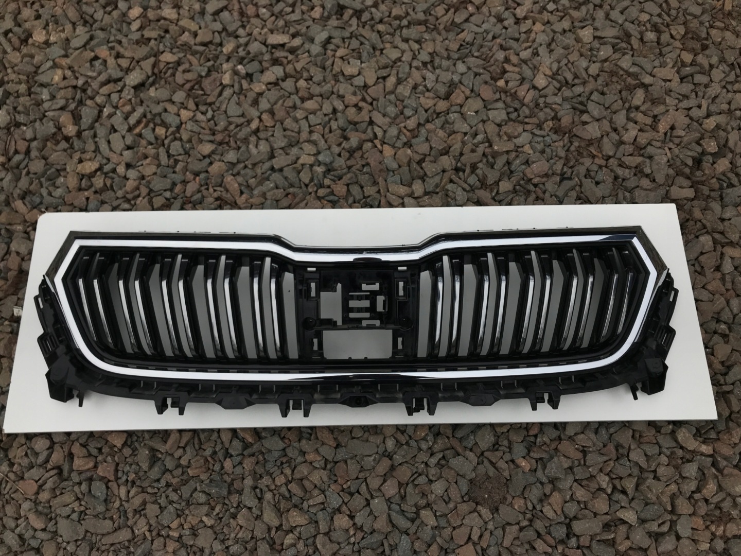 Skoda Kodiaq NS Kühlergrill FRONTGRILL Kühlergitter - Thumbnail 1