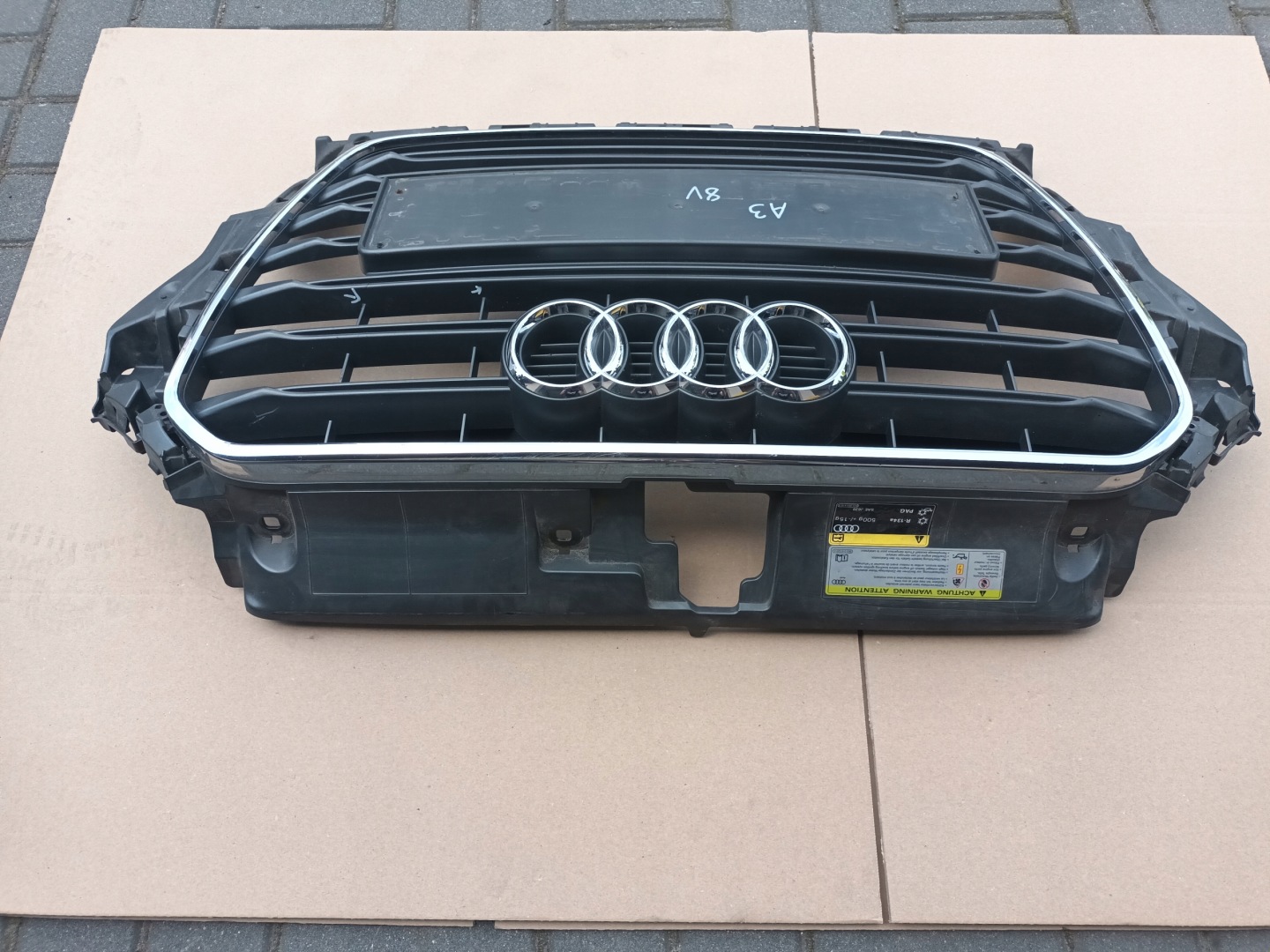 Audi A3 8V Kühlergrill FRONTGRILL Kühlergitter 8V3853651GR - Thumbnail 7