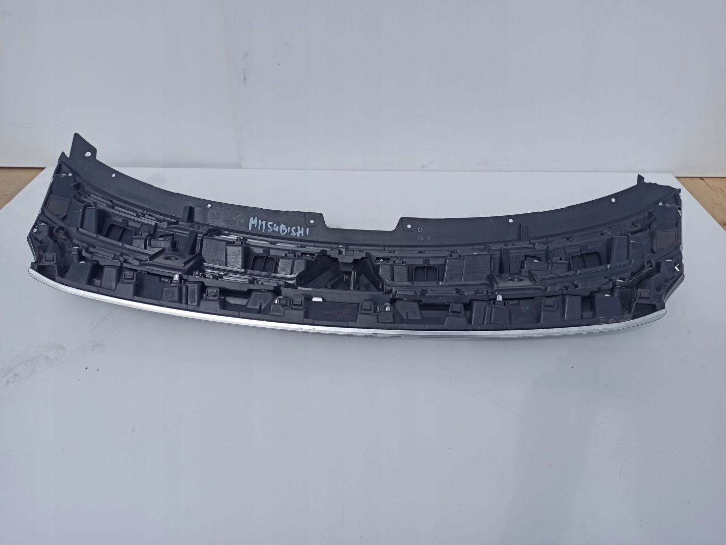 Mitsubishi Outlander CU0W Kühlergrill FRONTGRILL Kühlergitter 7450B303 - Thumbnail 5