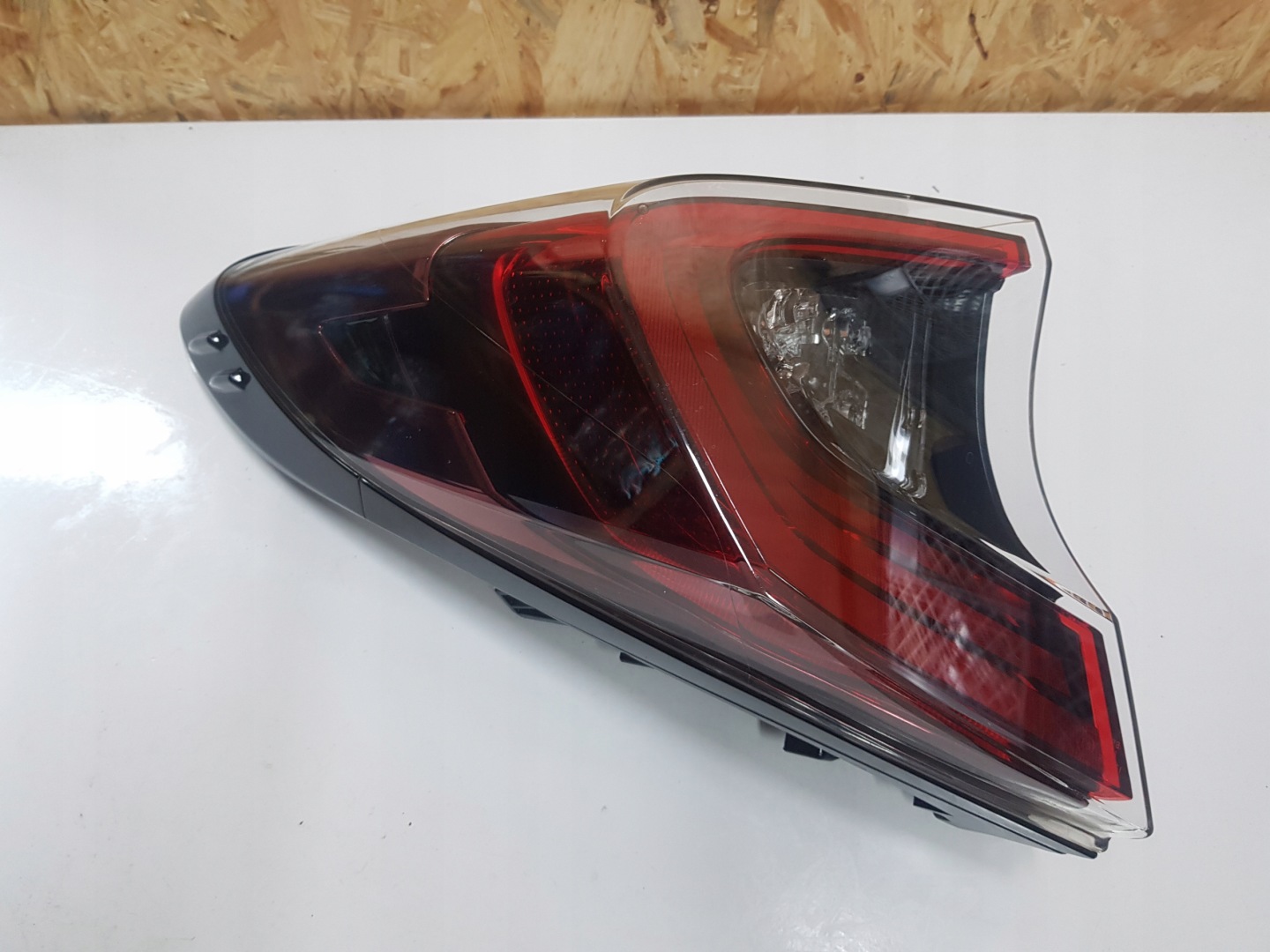 Toyota C-HR X20 Rückleuchte 81560F4030R Rearlamp - Thumbnail 2