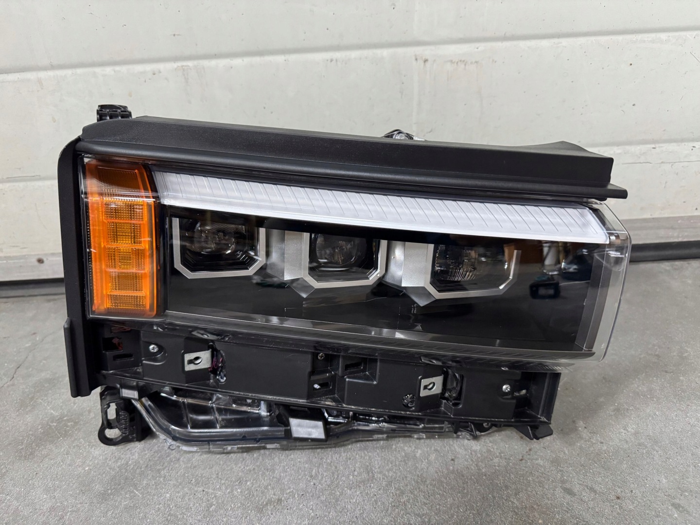 Frontscheinwerfer Toyota Land Cruiser J7/J9/J12/J15/J25 J25 8111060S80 LED Rechts Headlight - Thumbnail 1