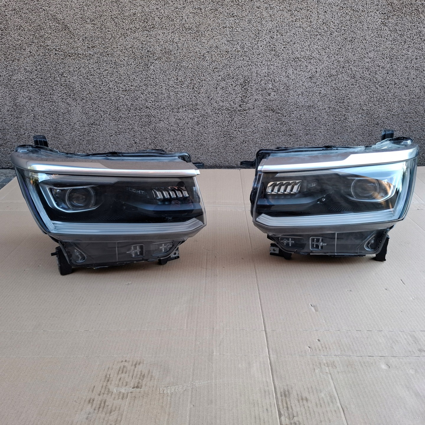 Frontscheinwerfer VW Amarok I 2H LED Links Scheinwerfer Headlight - Thumbnail 1