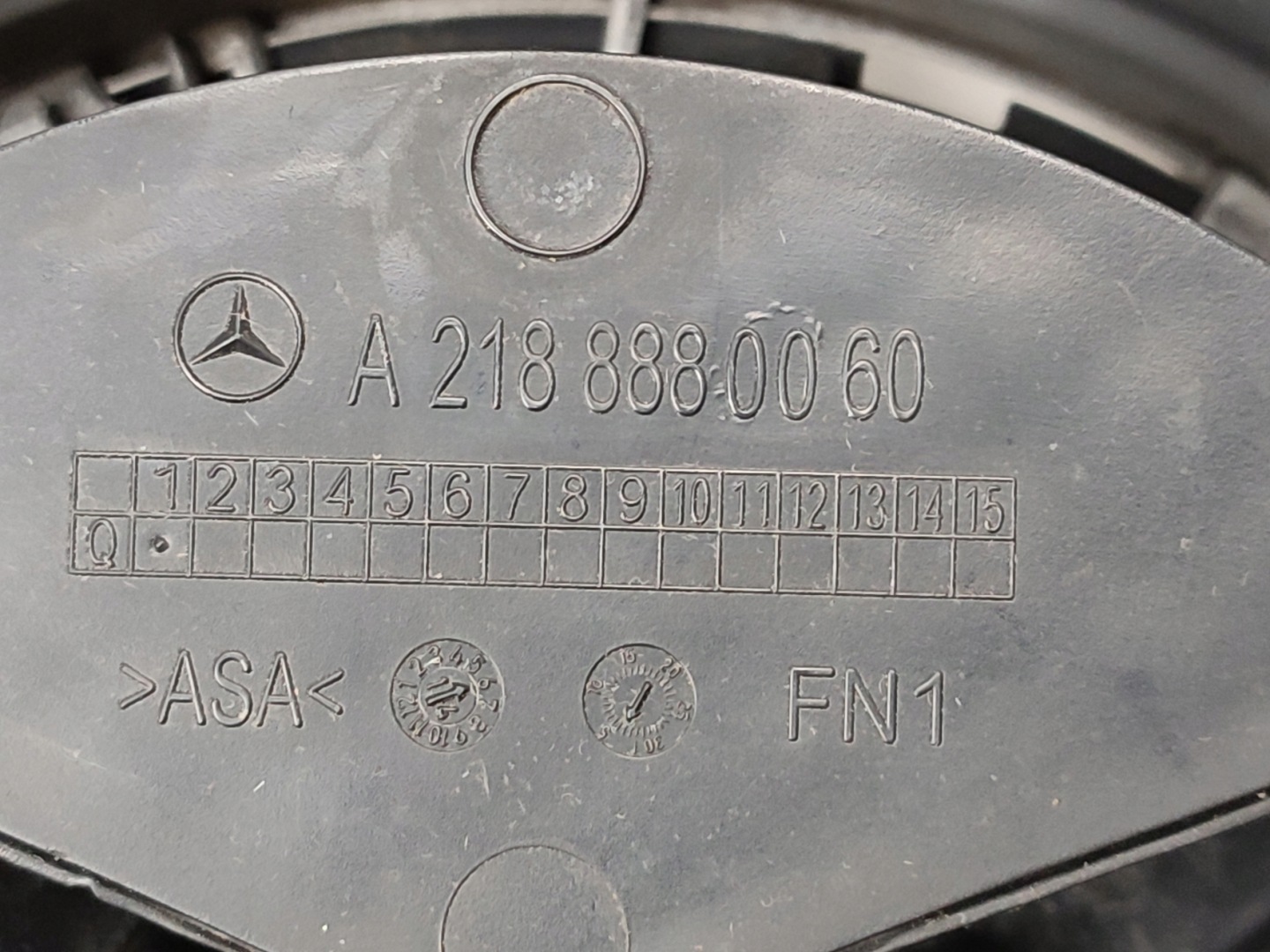 Mercedes-Benz E-Klasse W212 Kühlergrill FRONTGRILL Kühlergitter A2128850822 - Thumbnail 11