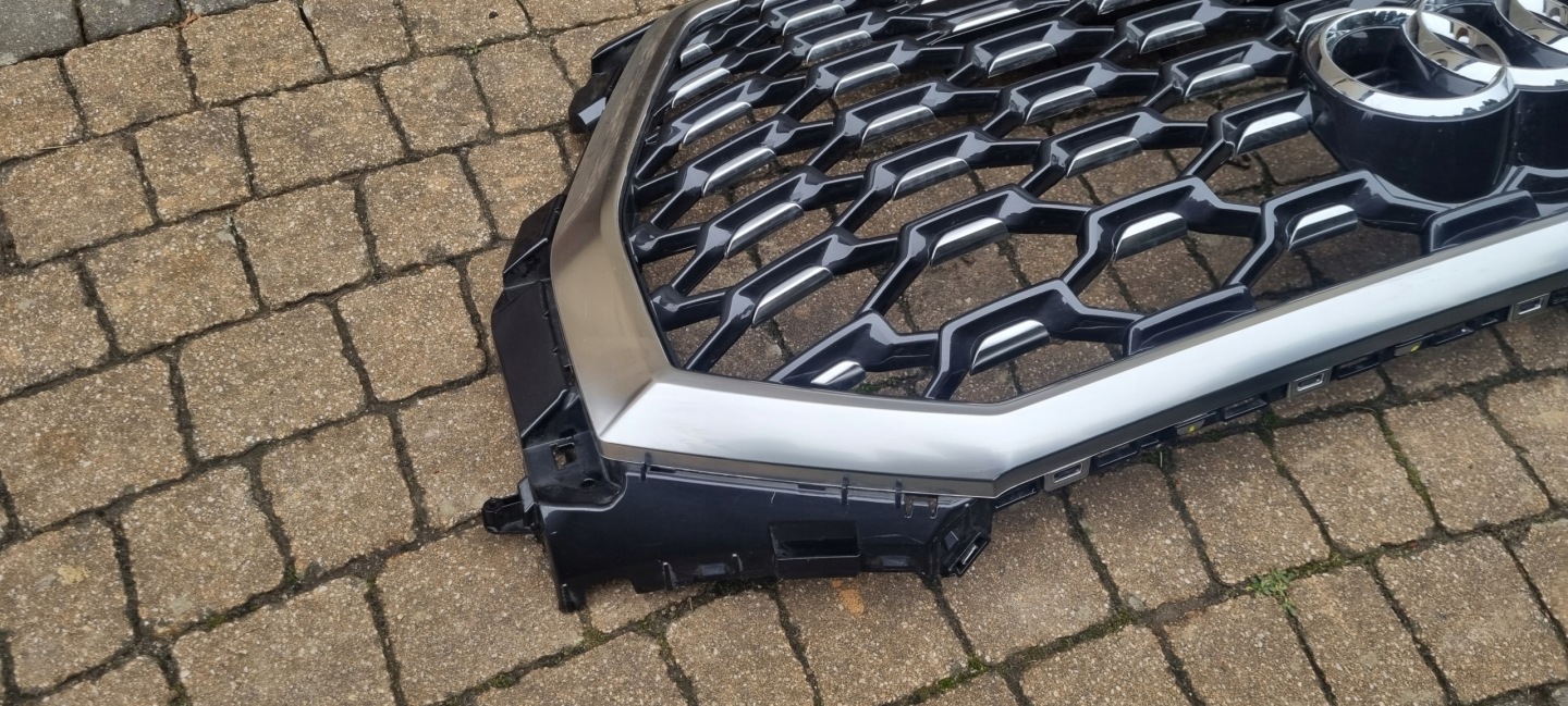 Audi Q3 Kühlergrill FRONTGRILL Kühlergitter 83F853651B0 - Thumbnail 12