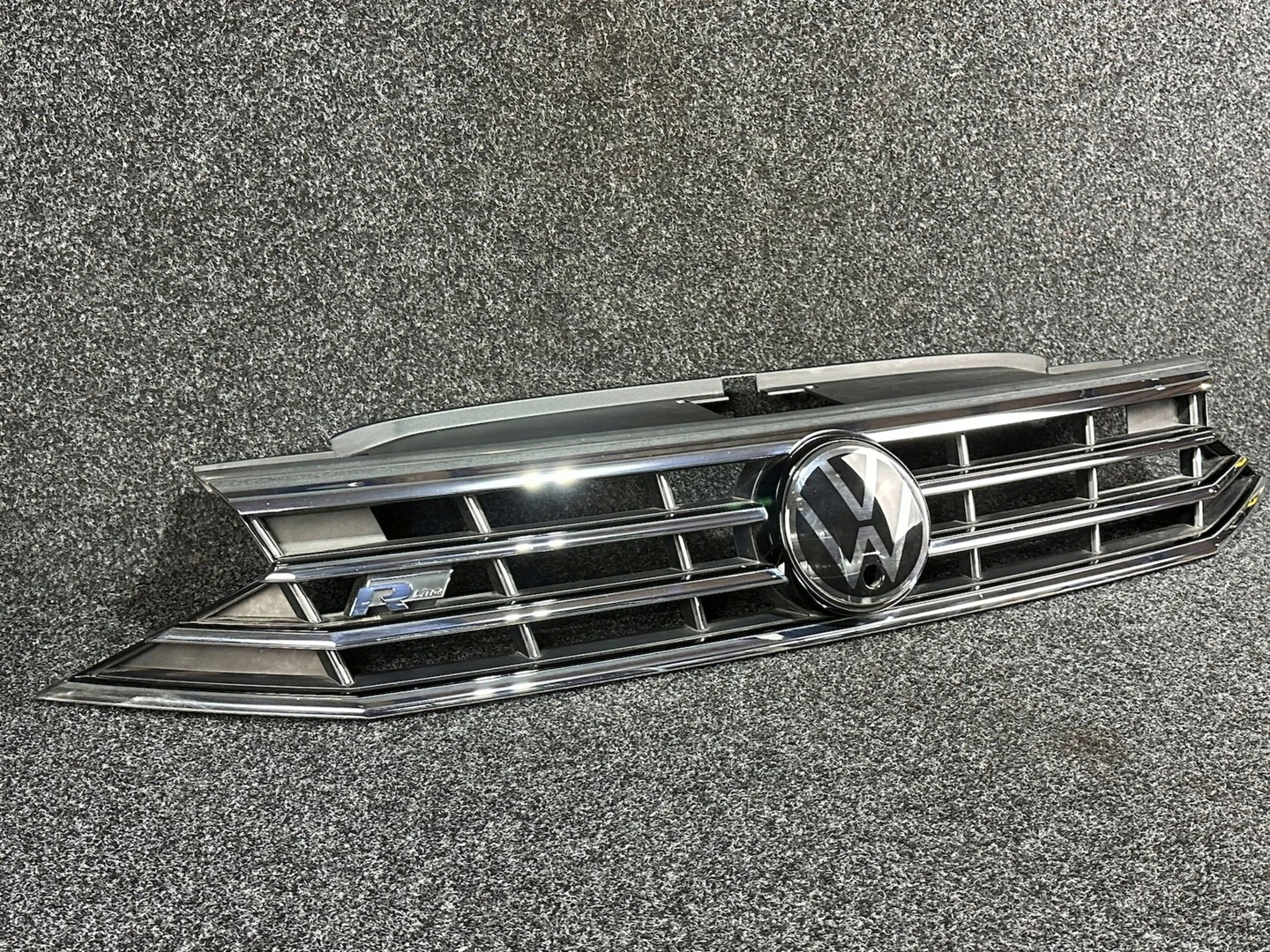 VW Passat B8 Kühlergrill FRONTGRILL Kühlergitter 3G0853651DE - Thumbnail 3