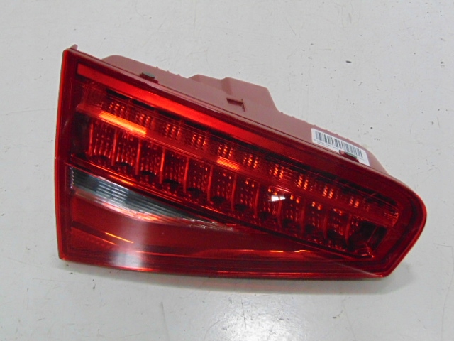 Audi A4 B8 Rückleuchte Rearlamp - Thumbnail 1