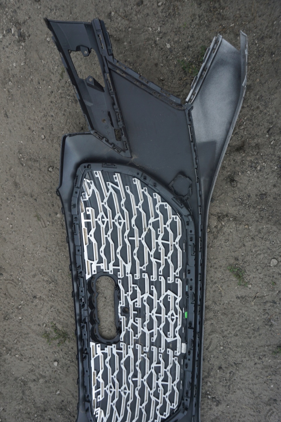 Audi Q4 Kühlergrill FRONTGRILL Kühlergitter 89A807725 - Thumbnail 10