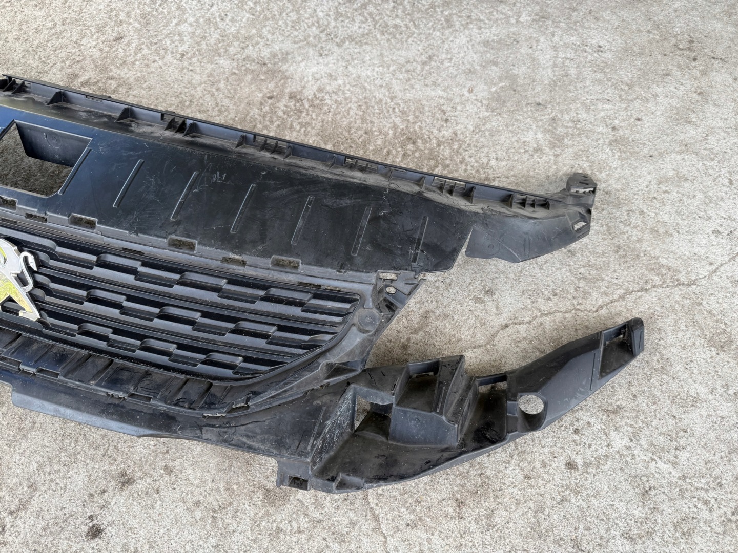 Peugeot Rifter E Kühlergrill FRONTGRILL Kühlergitter 981688680P - Thumbnail 4