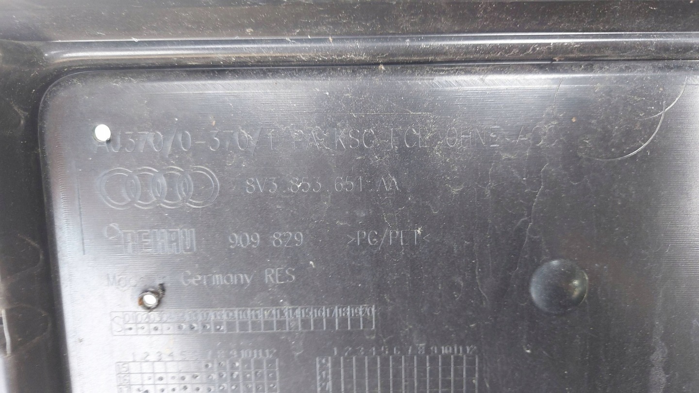 Audi A3 8V Kühlergrill FRONTGRILL Kühlergitter 8V3853651AA - Thumbnail 11