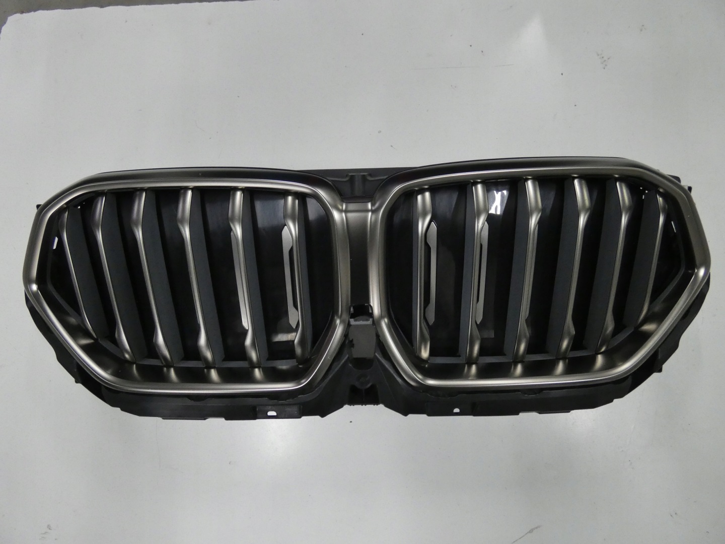 BMW X6 G06 Kühlergrill FRONTGRILL Kühlergitter 5111322 - Thumbnail 1