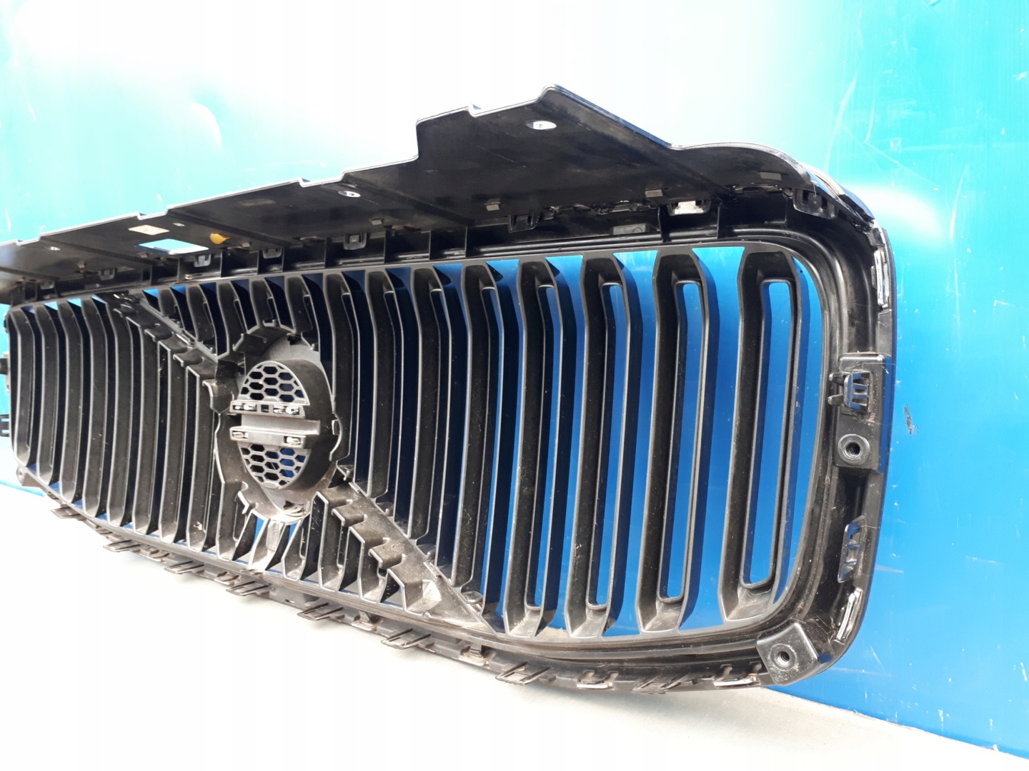 Volvo XC60 Kühlergrill FRONTGRILL Kühlergitter 73147949 - Thumbnail 12