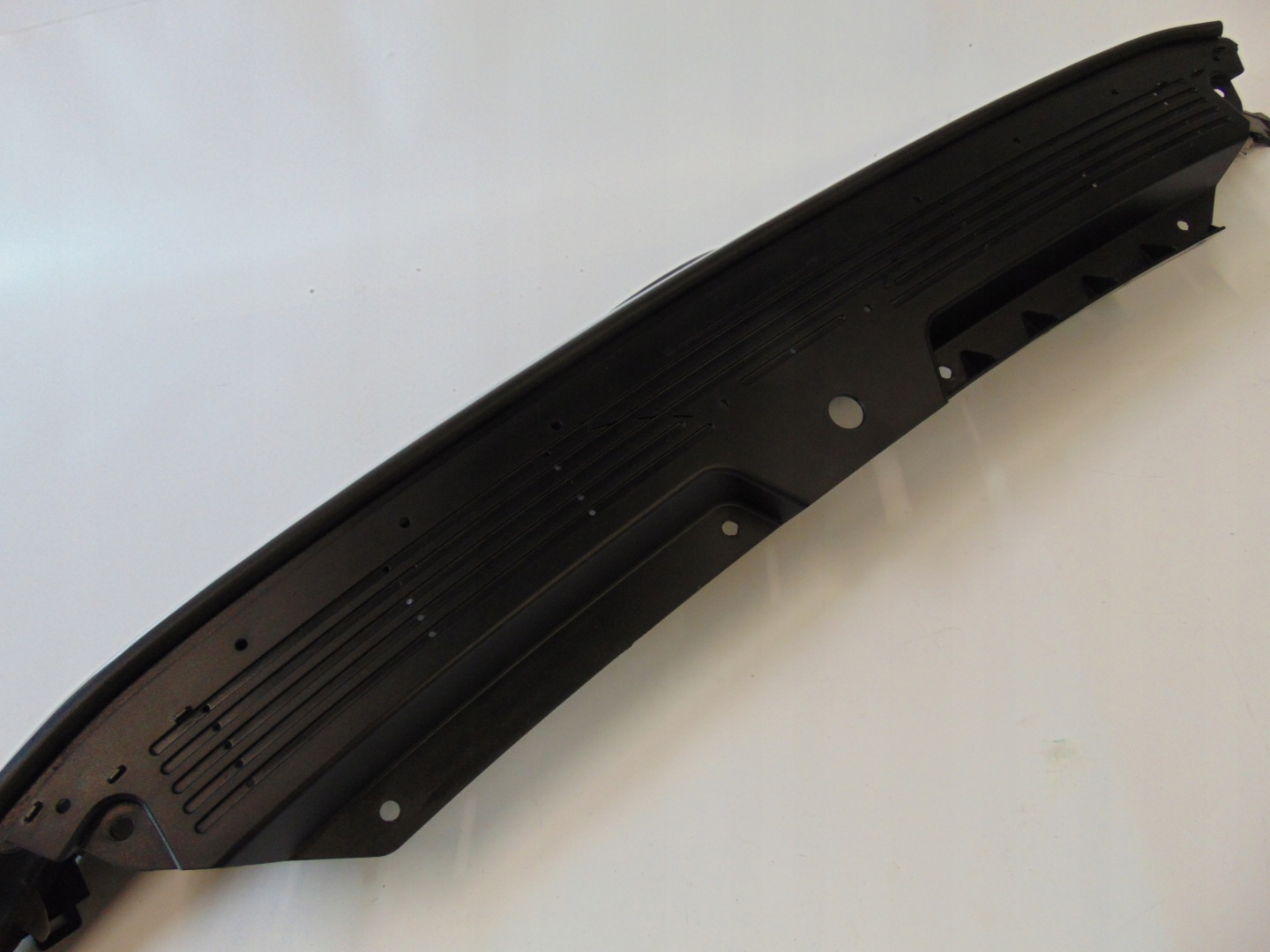 VW Taigo Kühlergrill FRONTGRILL Kühlergitter 2G7853651P - Thumbnail 10