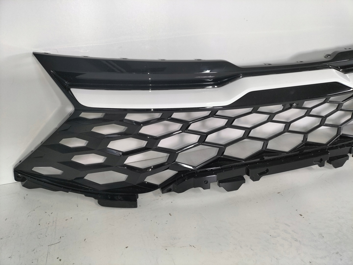 Kia Sportage JA Kühlergrill FRONTGRILL Kühlergitter - Thumbnail 2