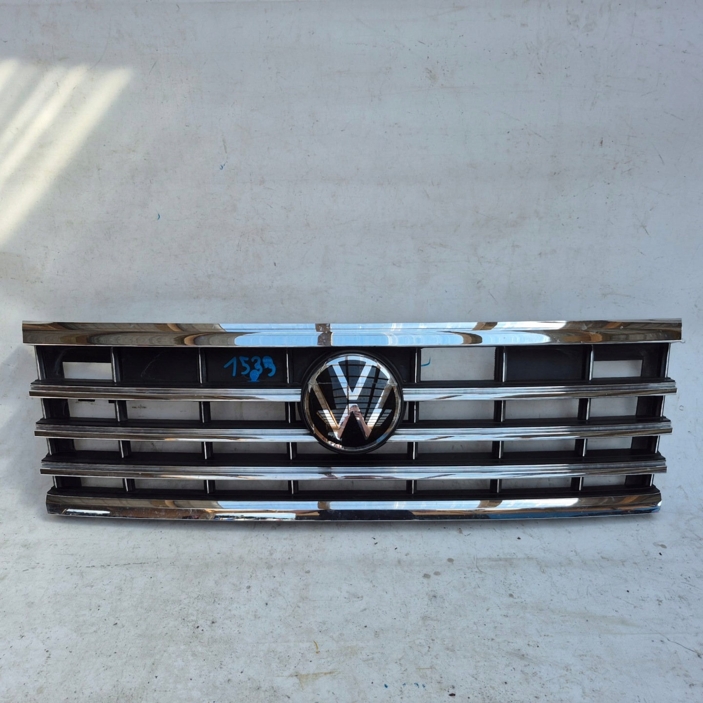 VW Touareg I Kühlergrill FRONTGRILL Kühlergitter 760853653E - Thumbnail 1