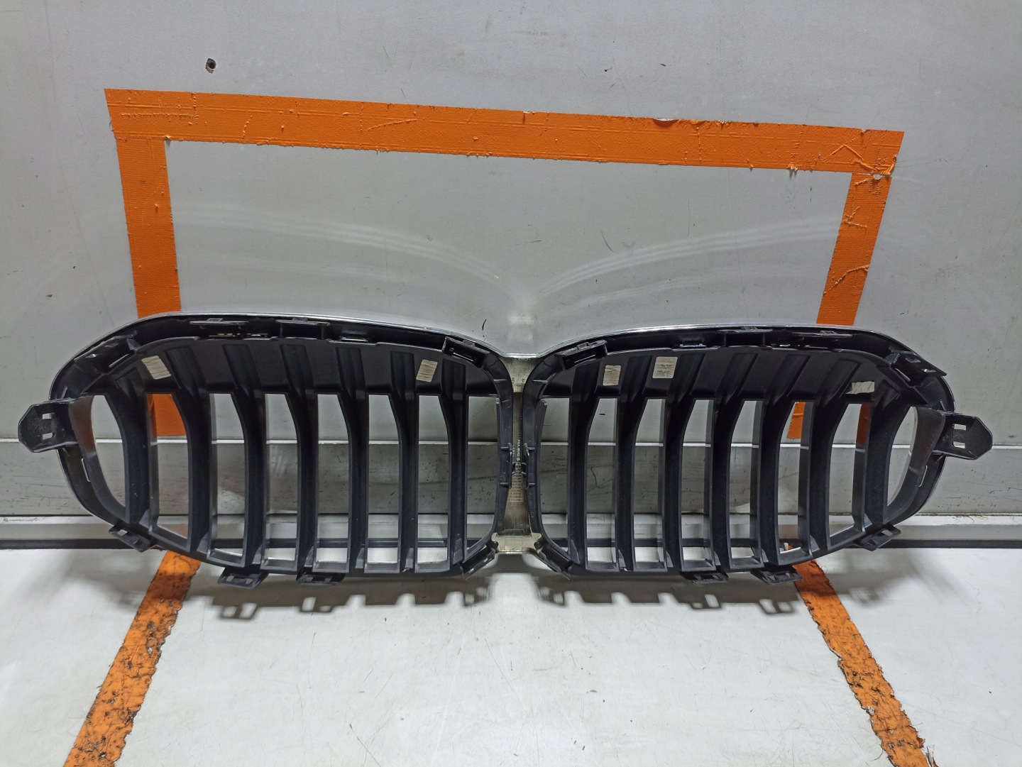 BMW 1 F40 Kühlergrill FRONTGRILL Kühlergitter 5A39366 - Thumbnail 2