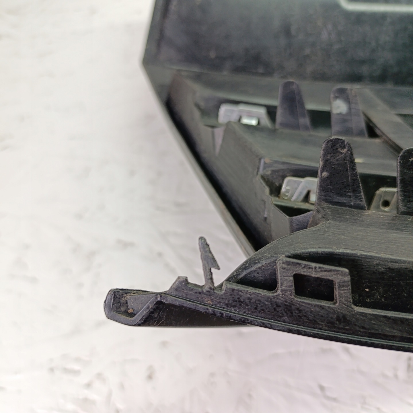 VW Amarok 2H7 Kühlergrill FRONTGRILL Kühlergitter 2H7853653 - Thumbnail 12