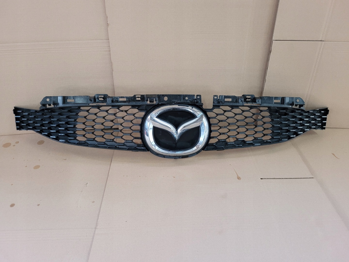Mazda MX-30 Kühlergrill FRONTGRILL Kühlergitter DN4E50711 - Thumbnail 1