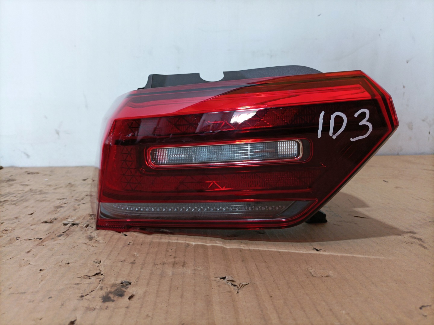 VW ID.3 E1 Rückleuchte 10A945207 Rearlamp - Thumbnail 1