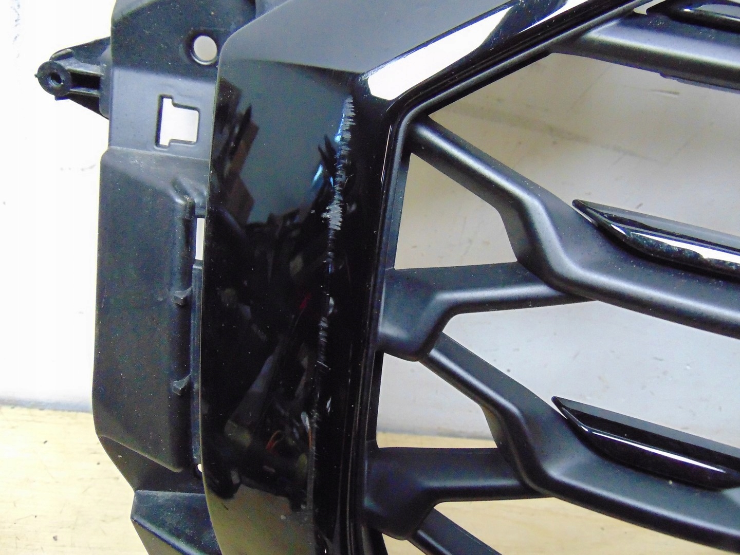Audi Q3 Kühlergrill FRONTGRILL Kühlergitter 83F853651B - Thumbnail 8
