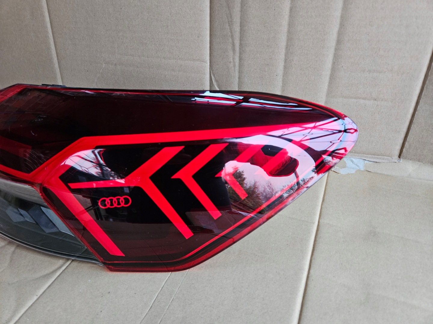 Audi Q4 Rückleuchte 89A945070 Rearlamp - Thumbnail 3