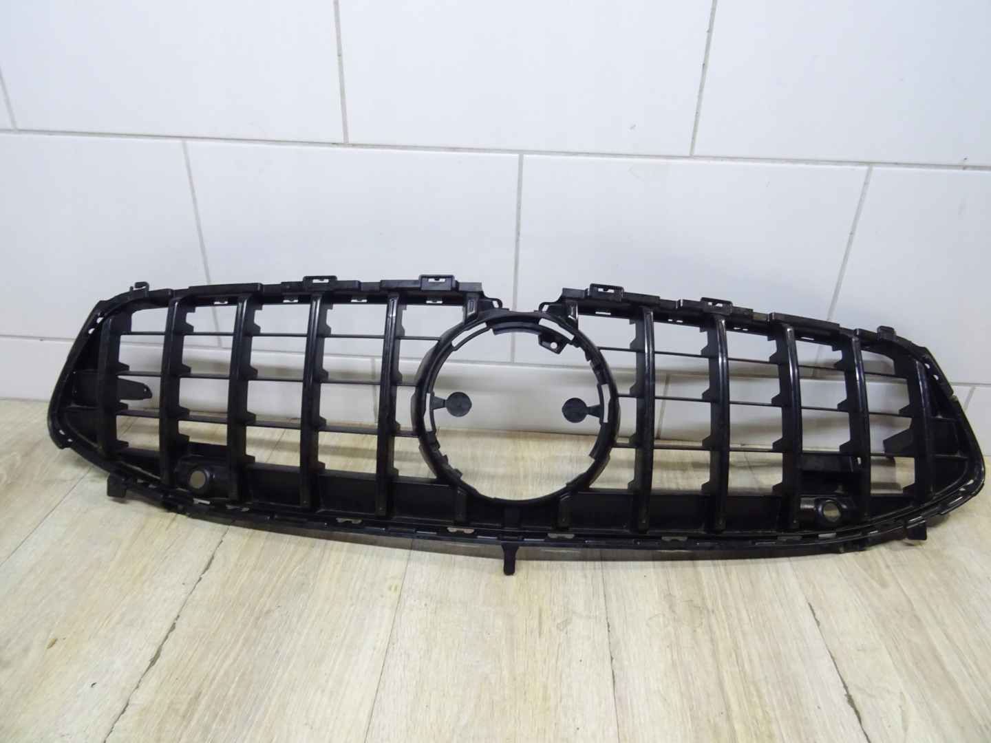 Mercedes-Benz CLA C118 Kühlergrill FRONTGRILL Kühlergitter A1188885300 - Thumbnail 1
