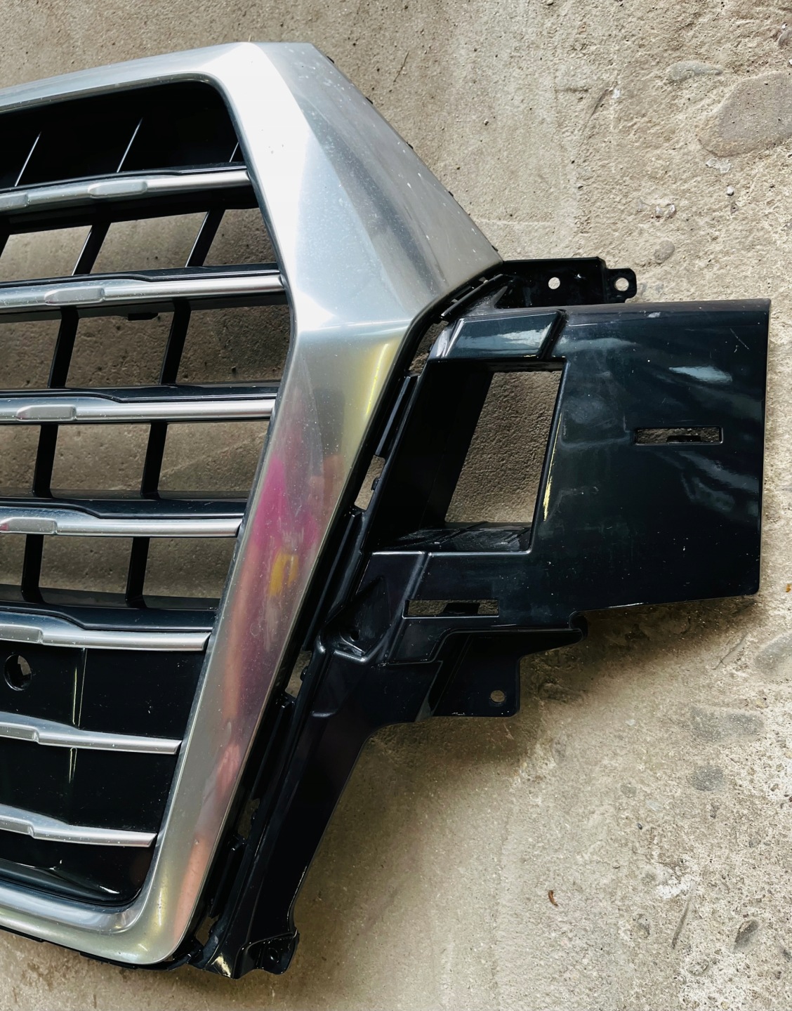Audi Q7 Kühlergrill FRONTGRILL Kühlergitter 4M0853651F - Thumbnail 7
