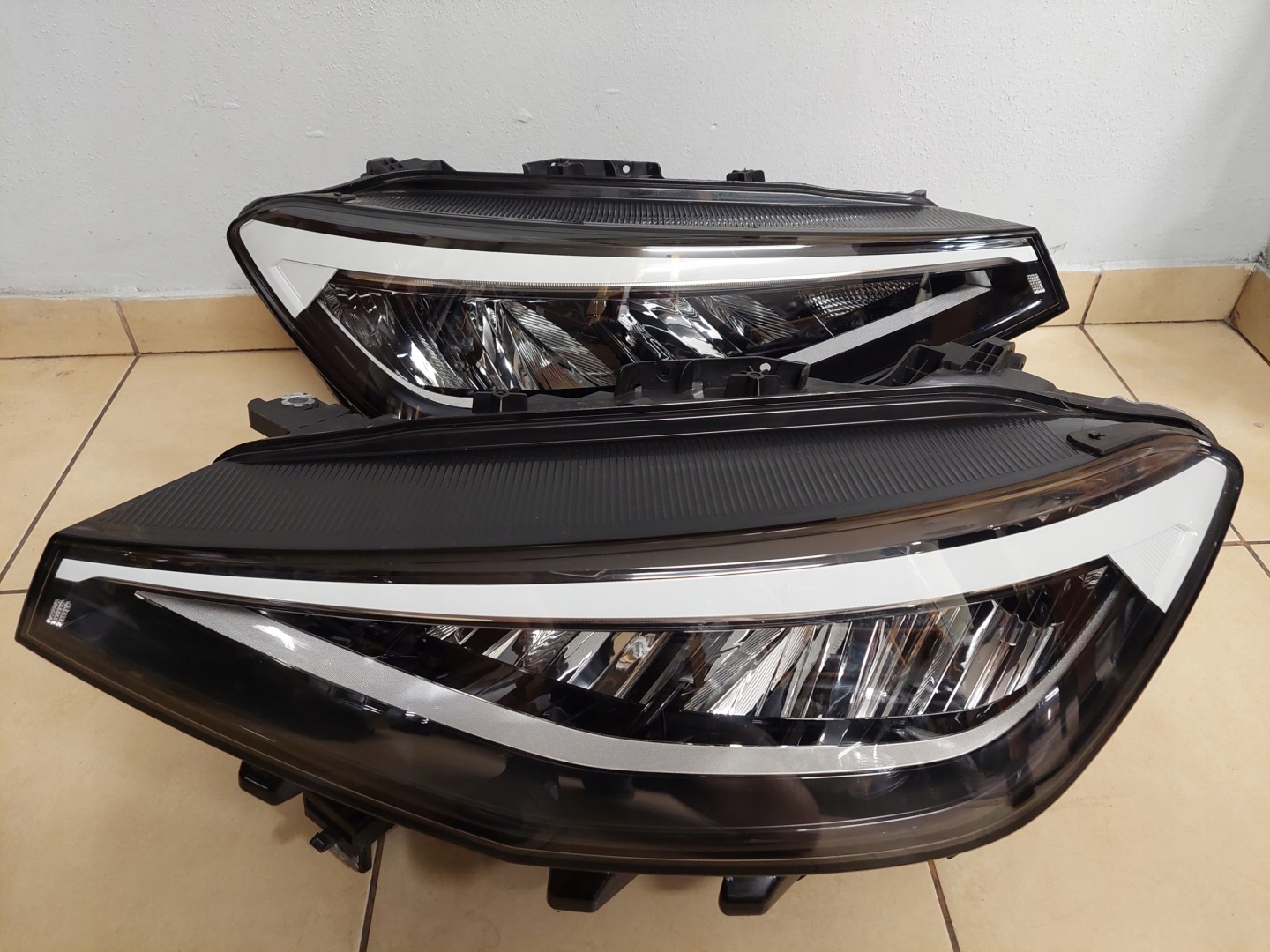 Frontscheinwerfer VW ID.4 E2 11B941005A LED Links Scheinwerfer Headlight - Thumbnail 1