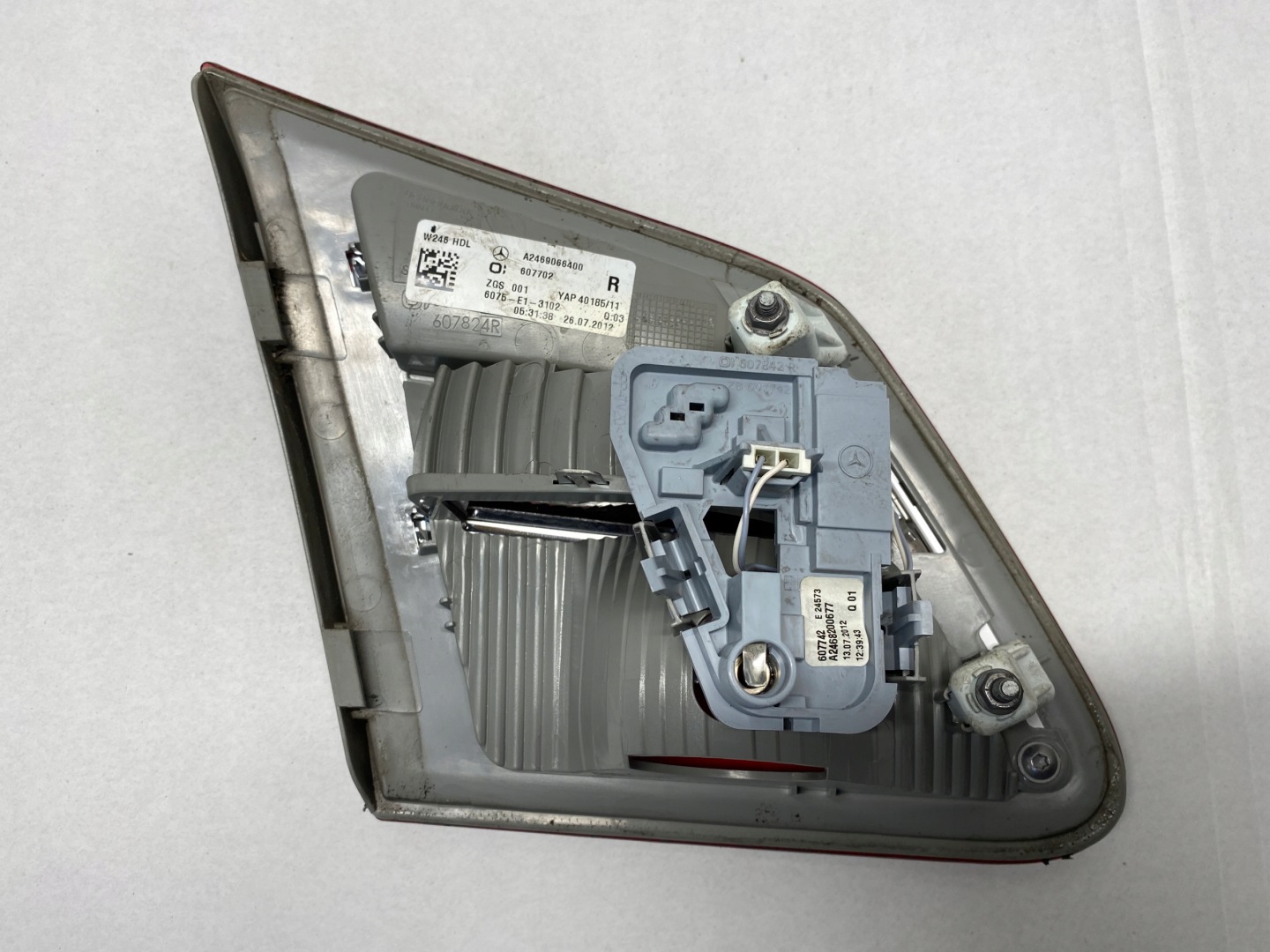 Mercedes-Benz B-Klasse W246 Rückleuchte A2469066400 Rearlamp - Thumbnail 5