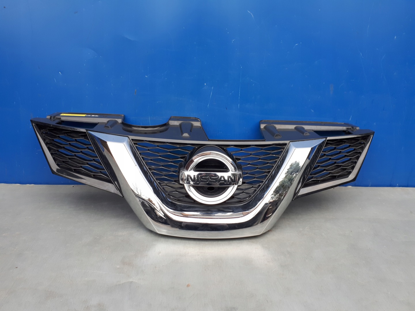 Nissan X-Trail T32 Kühlergrill FRONTGRILL Kühlergitter 623104CE0A - Thumbnail 1