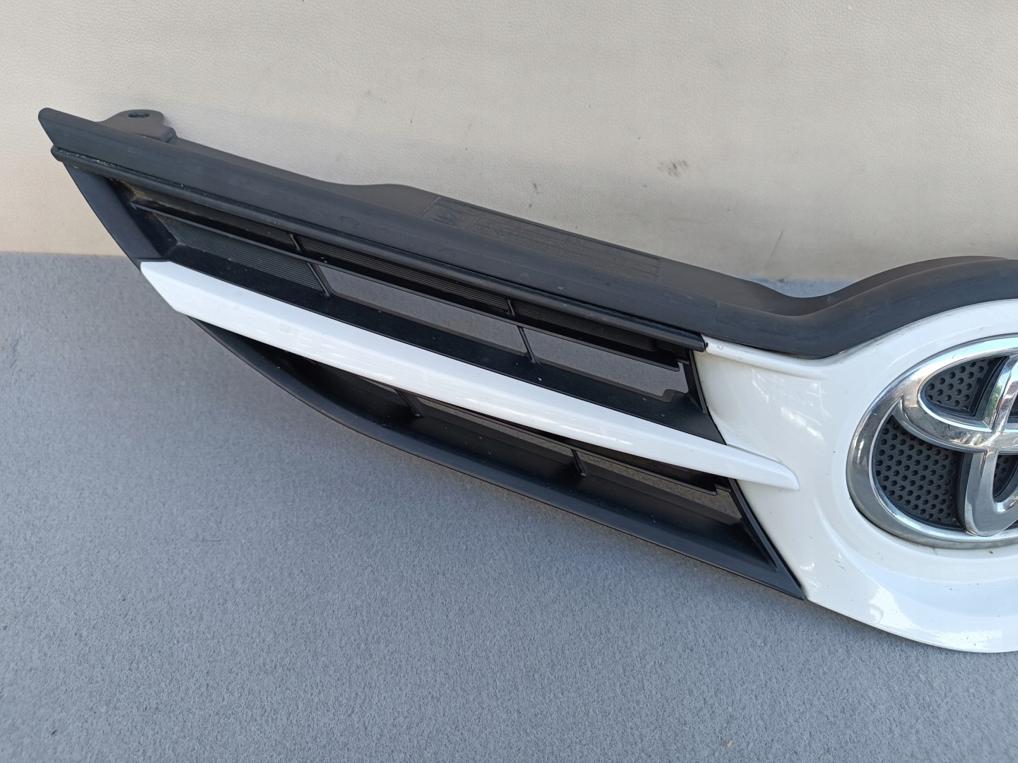 Toyota Auris E150 Kühlergrill FRONTGRILL Kühlergitter - Thumbnail 4