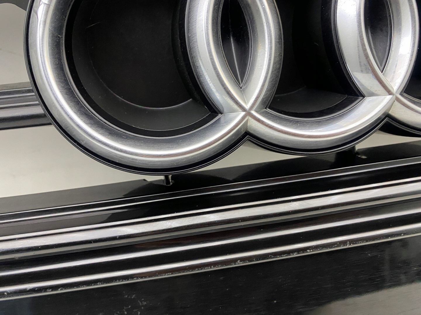 Audi A6 Kühlergrill FRONTGRILL Kühlergitter 4G0853653 - Thumbnail 4