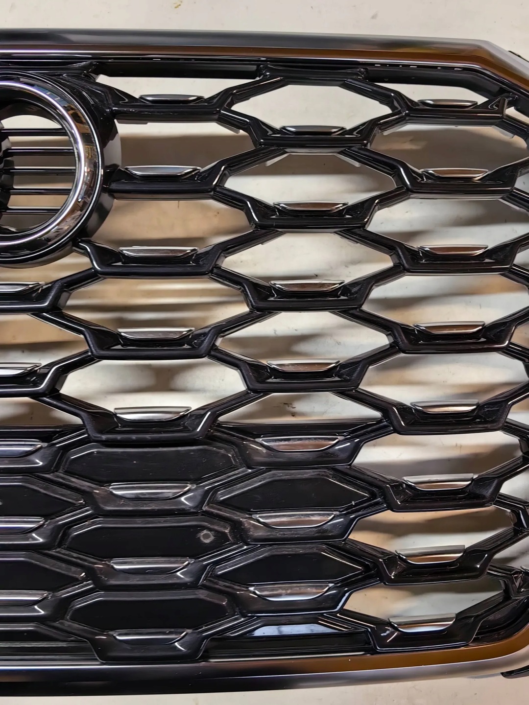 Audi Q3 Kühlergrill FRONTGRILL Kühlergitter 83F853651 - Thumbnail 5