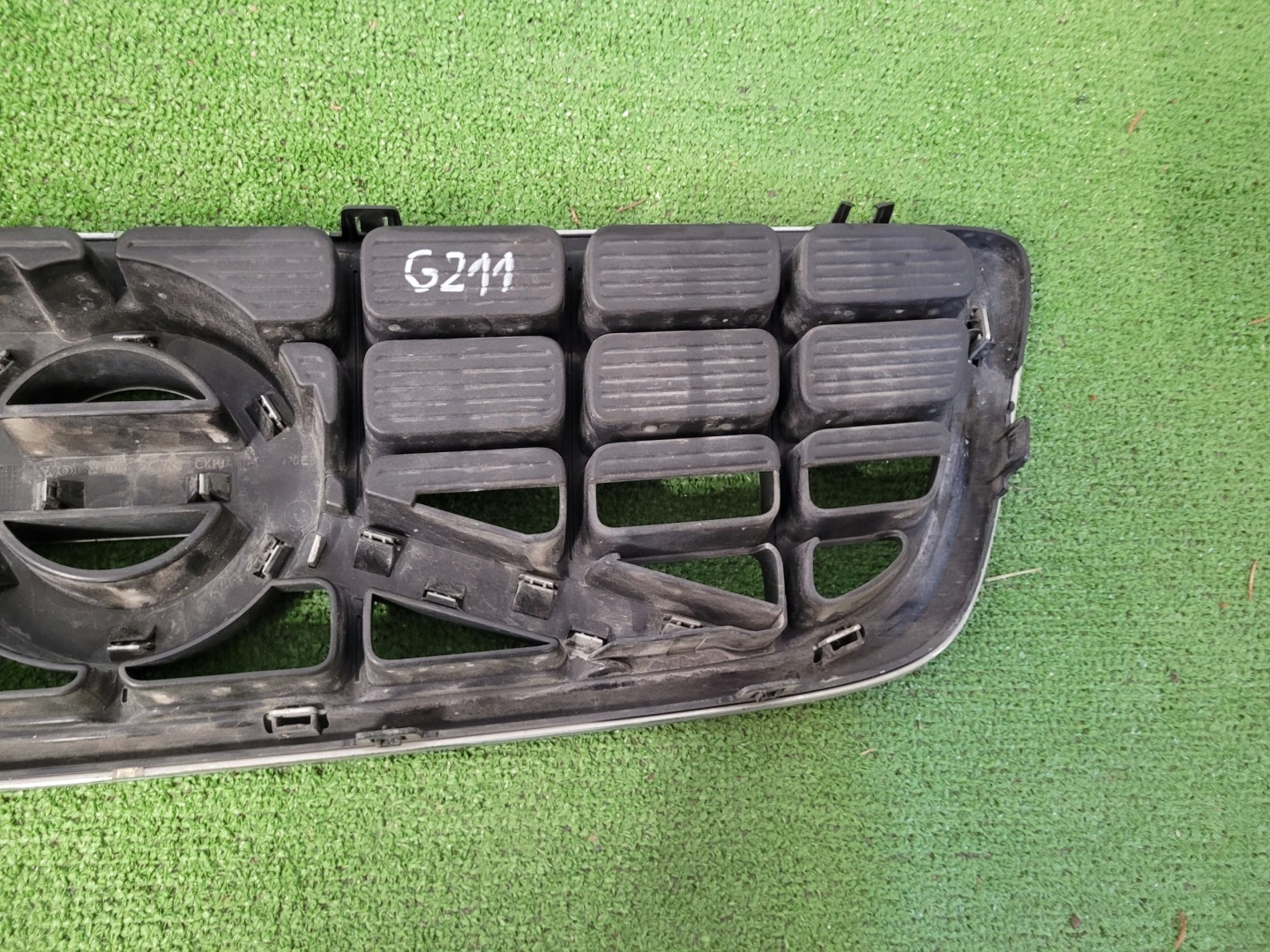 Volvo S70/V70/XC70 V70 Kühlergrill FRONTGRILL Kühlergitter 31294825 - Thumbnail 6