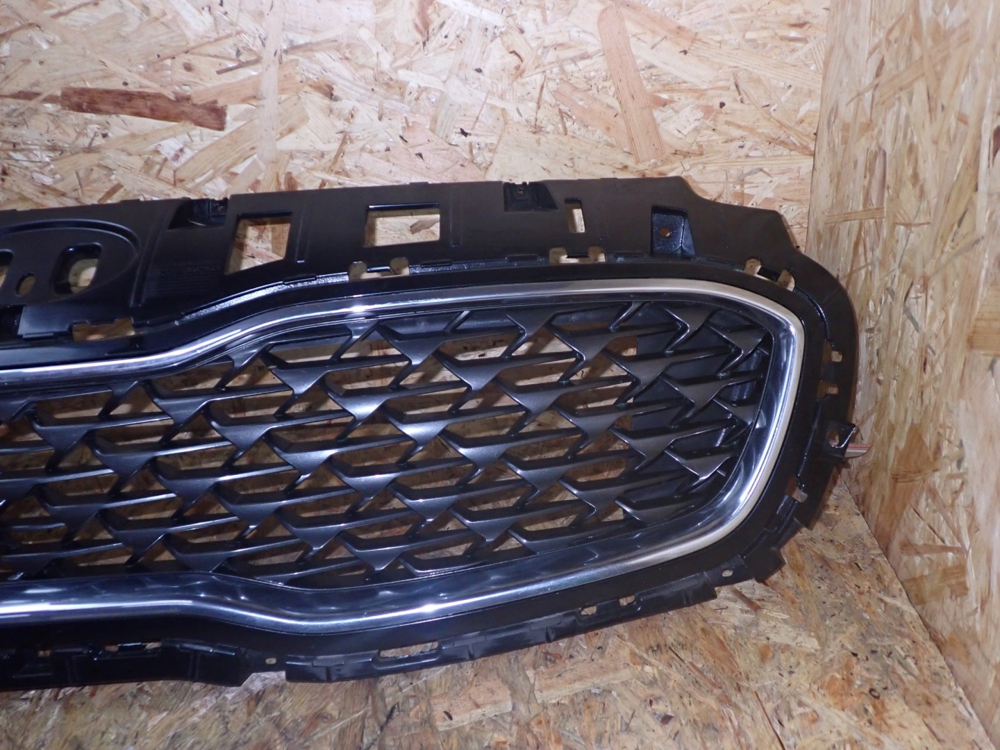 Kia Sportage JA Kühlergrill FRONTGRILL Kühlergitter - Thumbnail 4