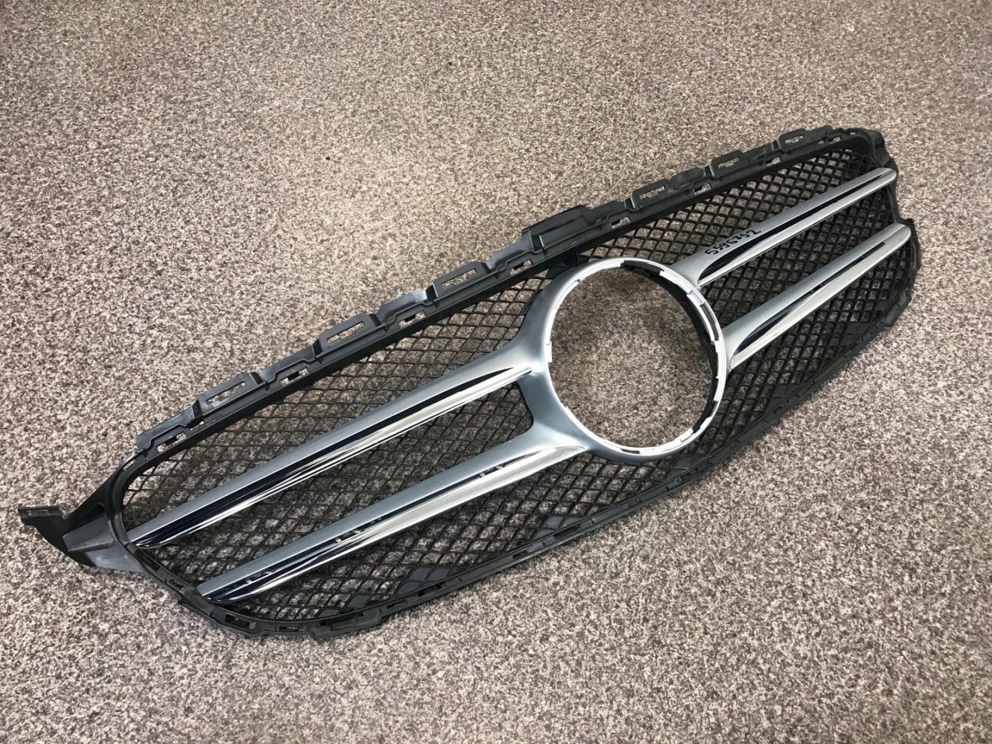 Mercedes-Benz C-Klasse W205 Kühlergrill FRONTGRILL Kühlergitter A2058803783 - Thumbnail 1