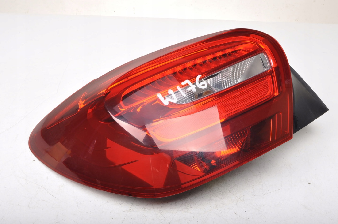 Mercedes-Benz A-Klasse W176 Rückleuchte A1769064800 Rearlamp - Thumbnail 1