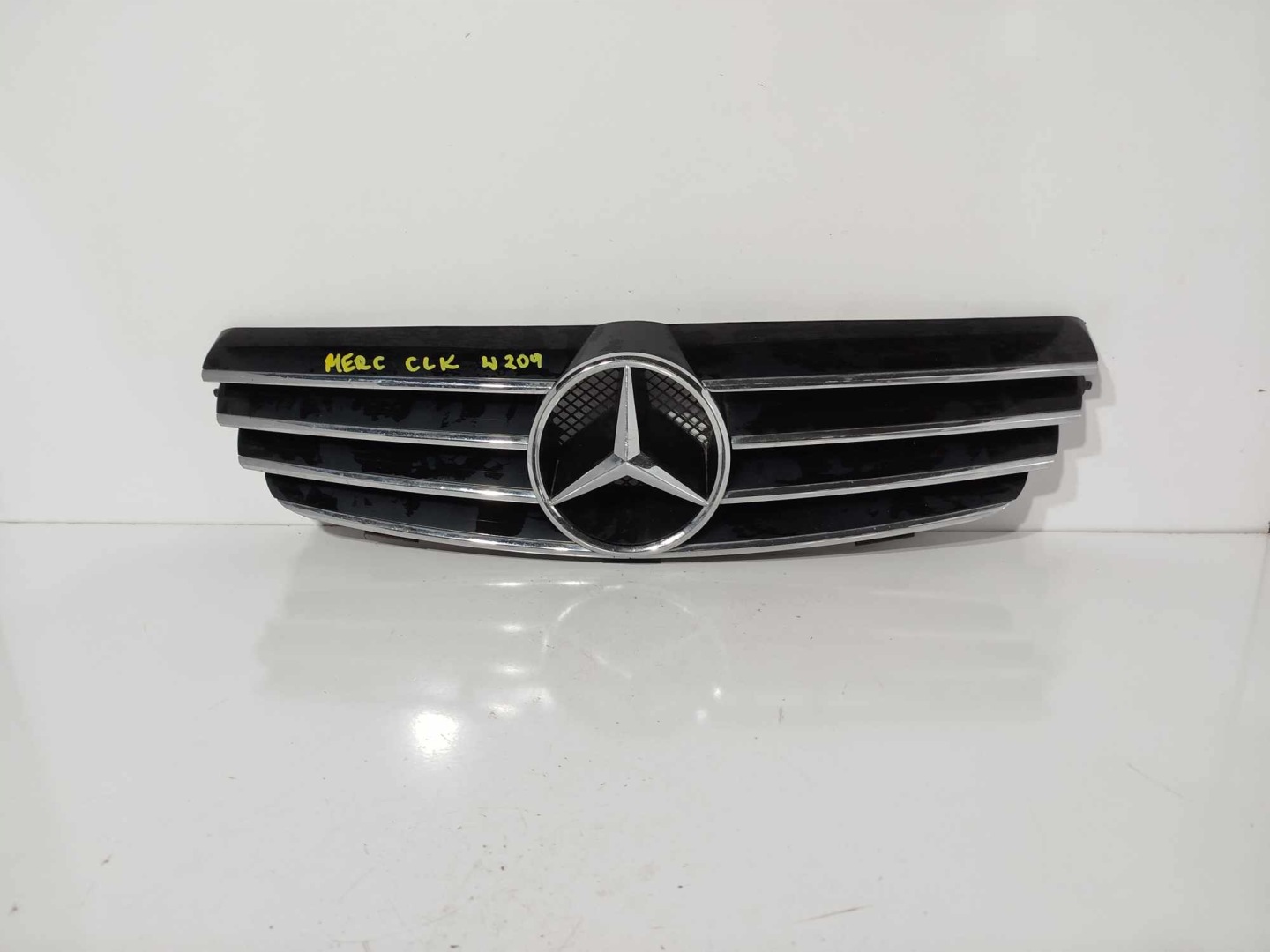 Mercedes-Benz CLK-Klasse W209 Kühlergrill FRONTGRILL Kühlergitter - Thumbnail 1