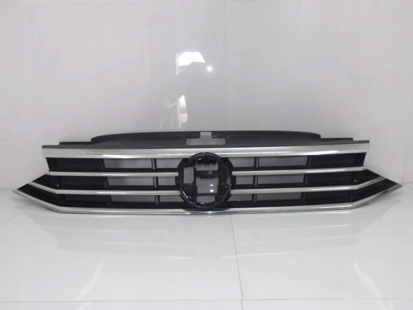 VW Passat B8 Kühlergrill FRONTGRILL Kühlergitter 3G0853653Q - Thumbnail 1