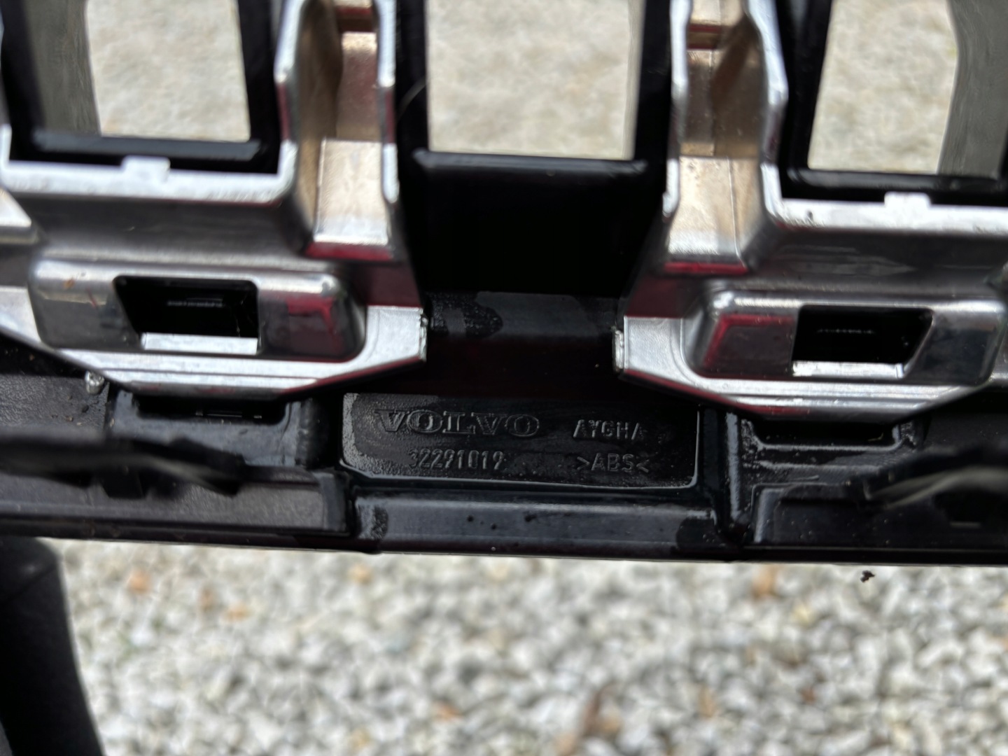 Volvo XC60 Kühlergrill FRONTGRILL Kühlergitter 32291032AT - Thumbnail 9