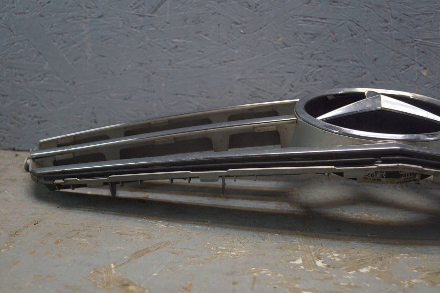 Mercedes-Benz C-Klasse W204 Kühlergrill FRONTGRILL Kühlergitter A2048800023 - Thumbnail 10