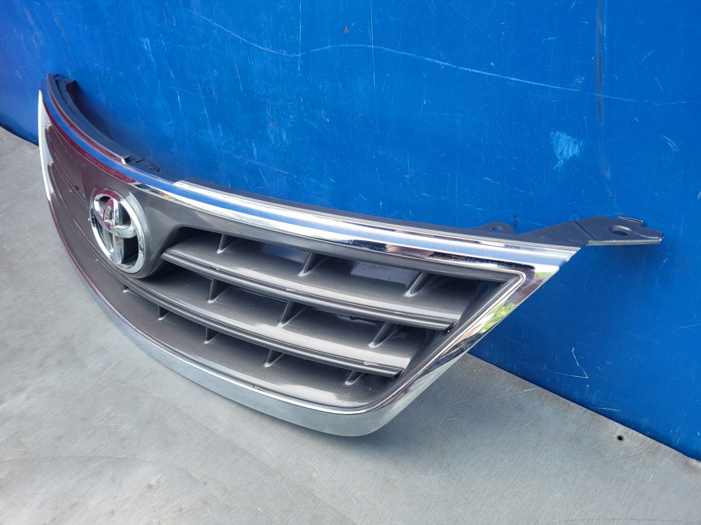 Toyota Camry XV70 Kühlergrill FRONTGRILL Kühlergitter 53101061301 - Thumbnail 3