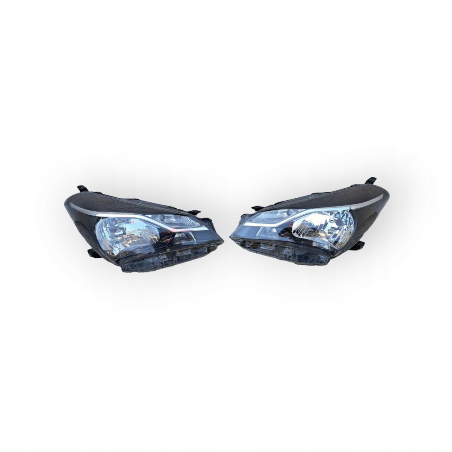 Frontscheinwerfer Toyota Yaris III XP13 LED Rechts Scheinwerfer Headlight - Thumbnail 1