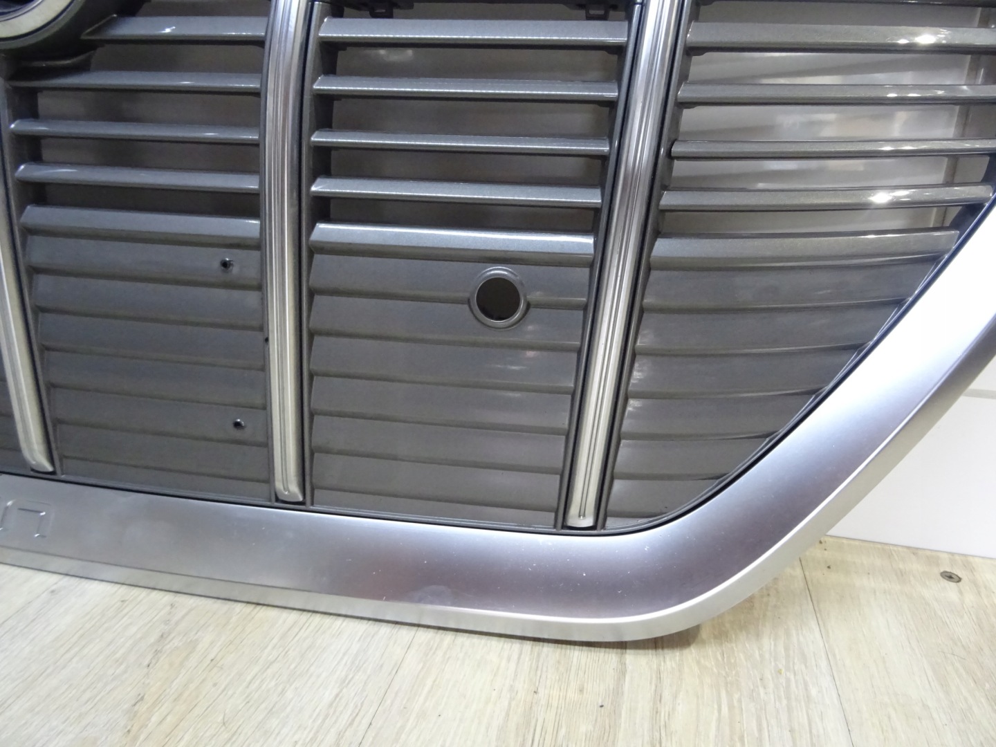 Audi e-tron Kühlergrill FRONTGRILL Kühlergitter 4KE853651 - Thumbnail 7