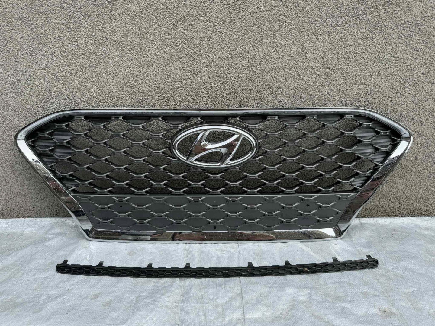 Hyundai Kona OS Kühlergrill FRONTGRILL Kühlergitter - Thumbnail 1