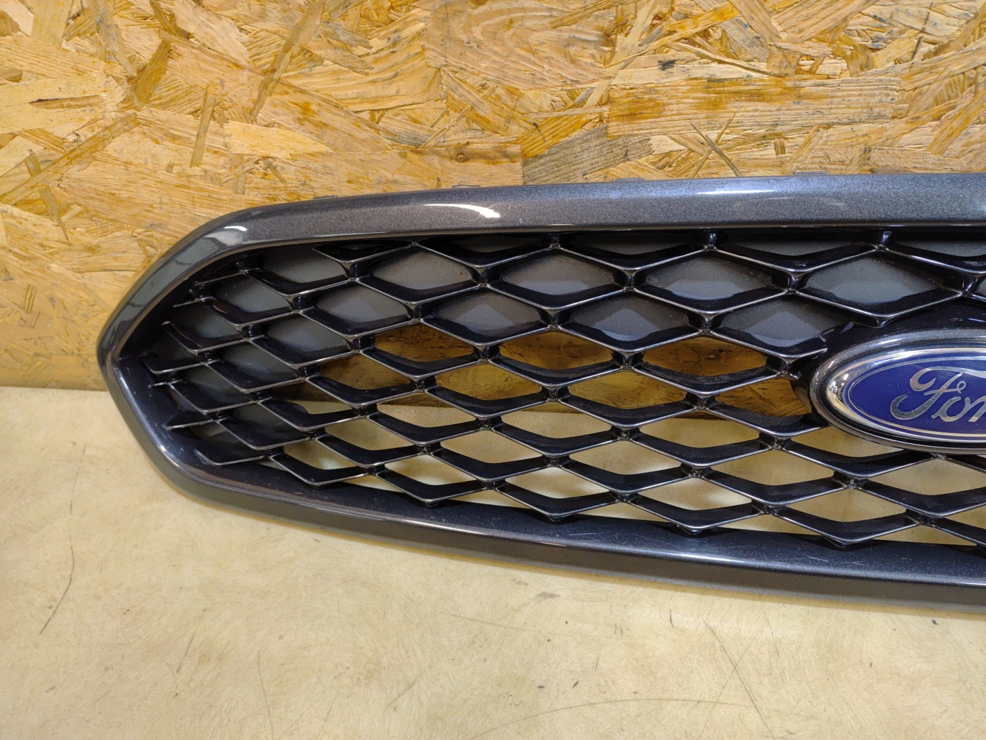 Ford Ka III KAF Mk3 Kühlergrill FRONTGRILL Kühlergitter - Thumbnail 7