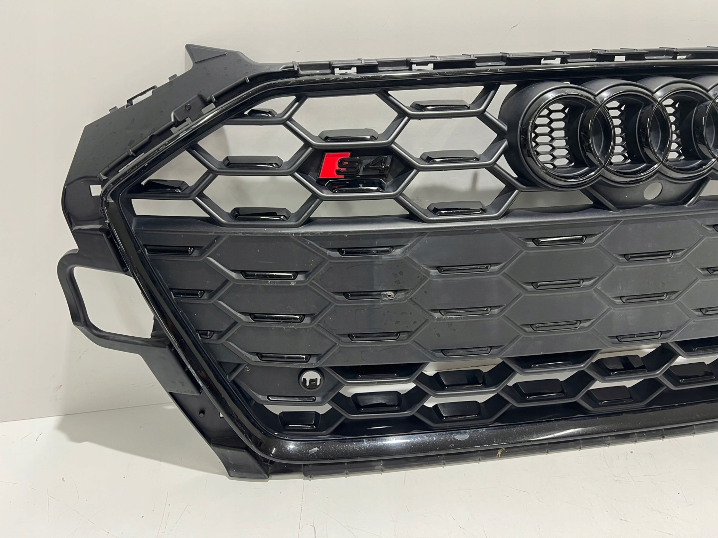 Audi 8W0 Kühlergrill FRONTGRILL Kühlergitter 8W0853651VV - Thumbnail 3