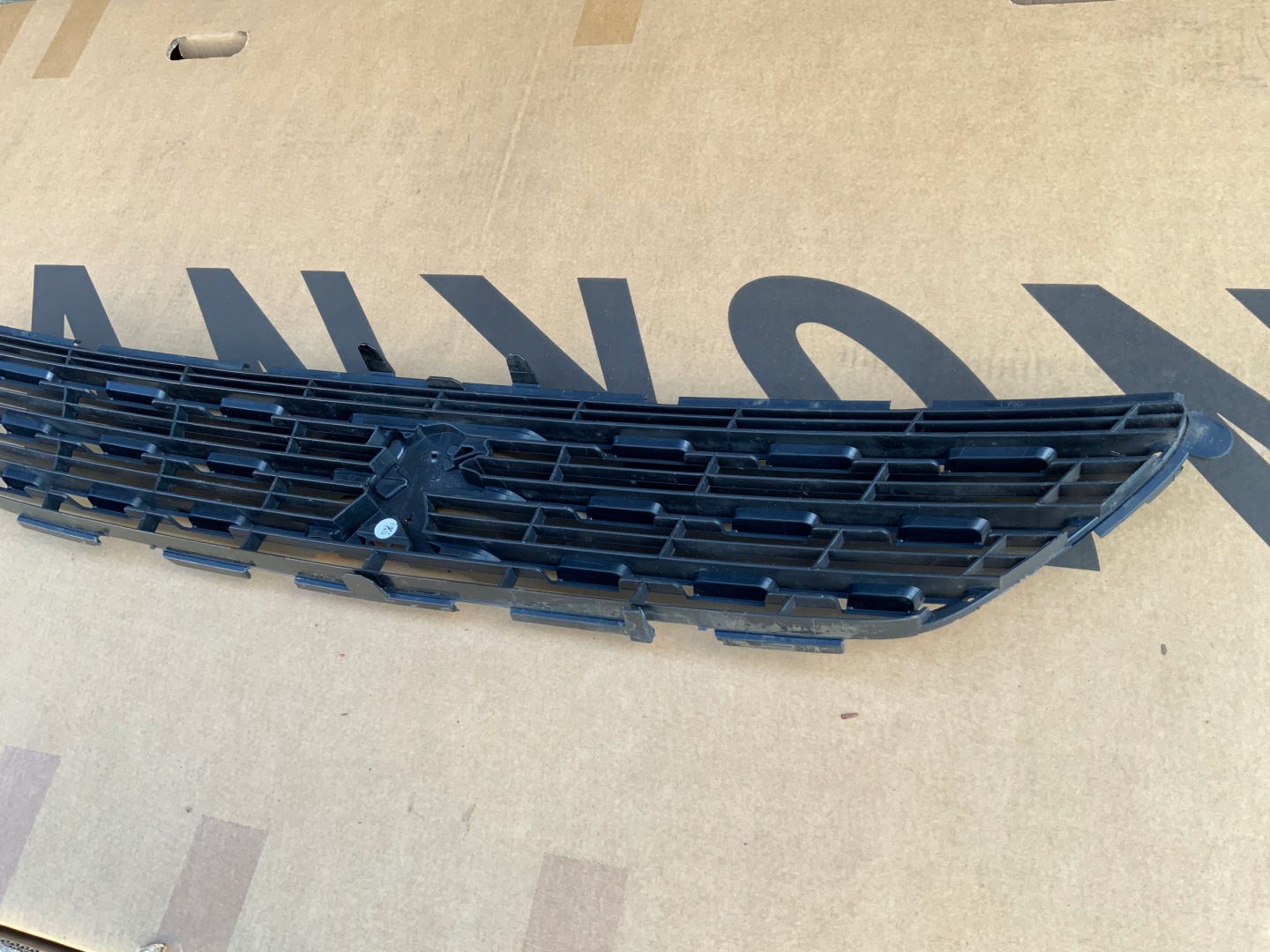 Peugeot 308 L Kühlergrill FRONTGRILL Kühlergitter - Thumbnail 9