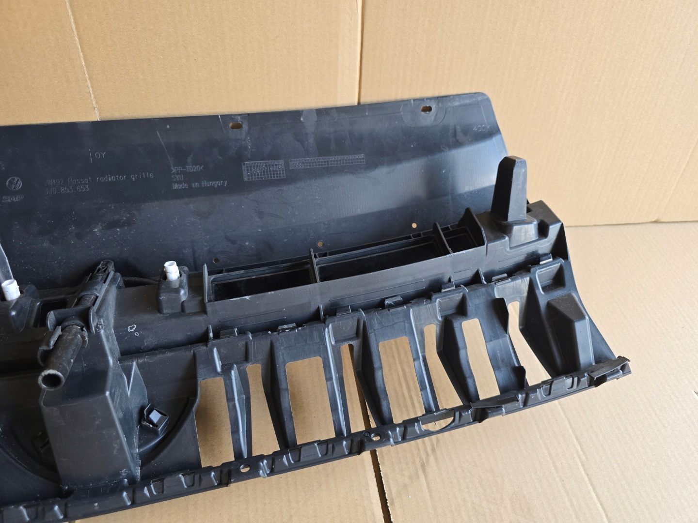 VW Passat B9 Kühlergrill FRONTGRILL Kühlergitter 3J0853653 - Thumbnail 6