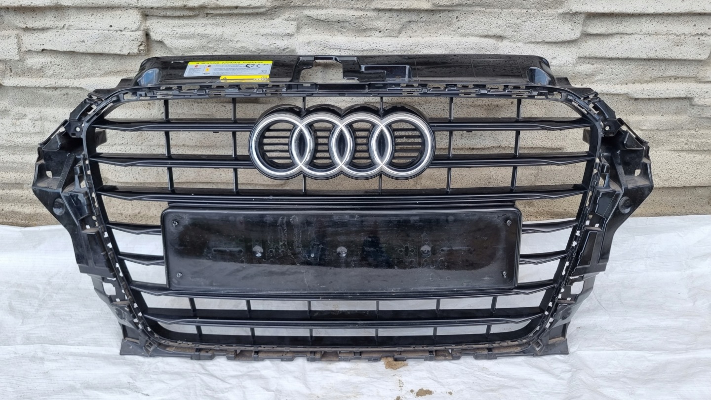 Audi A3 8V Kühlergrill FRONTGRILL Kühlergitter 58V585365 - Thumbnail 1